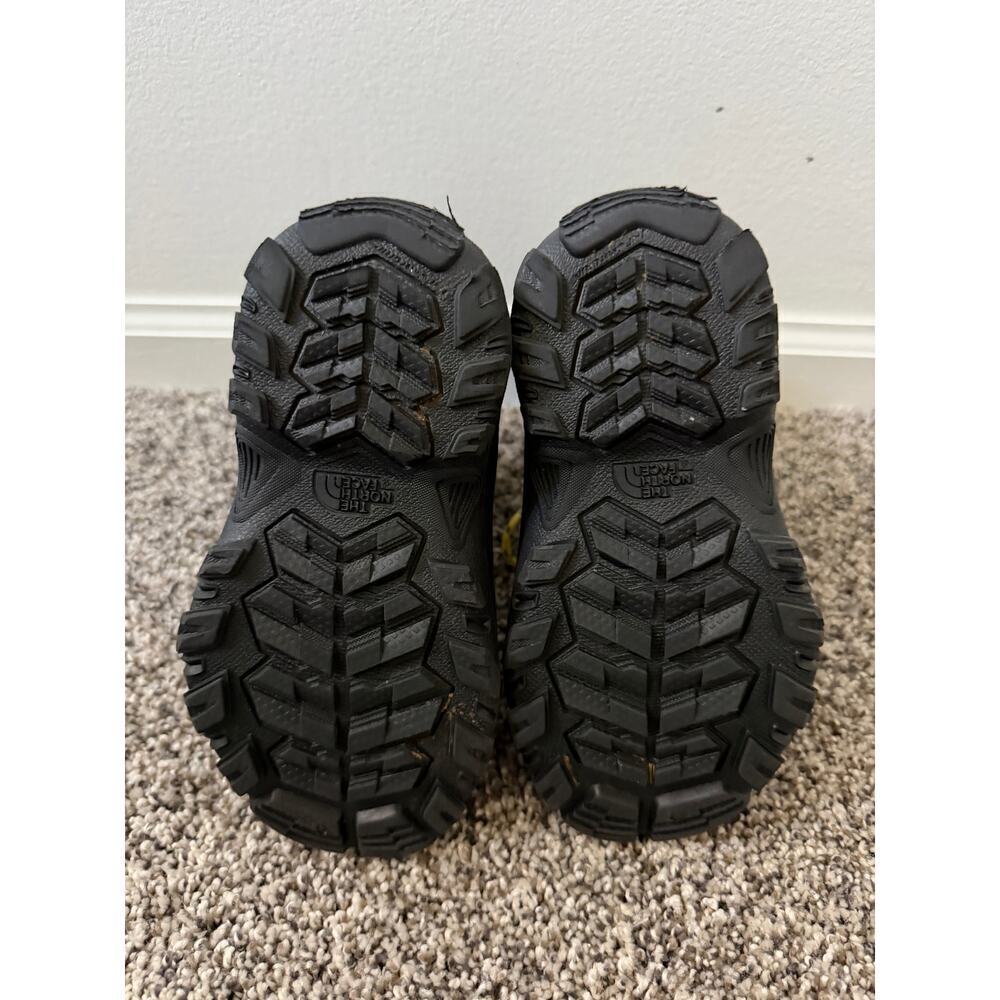 The North Face Alpenglow V Waterproof kids boot size 11 - Picture 6 of 6